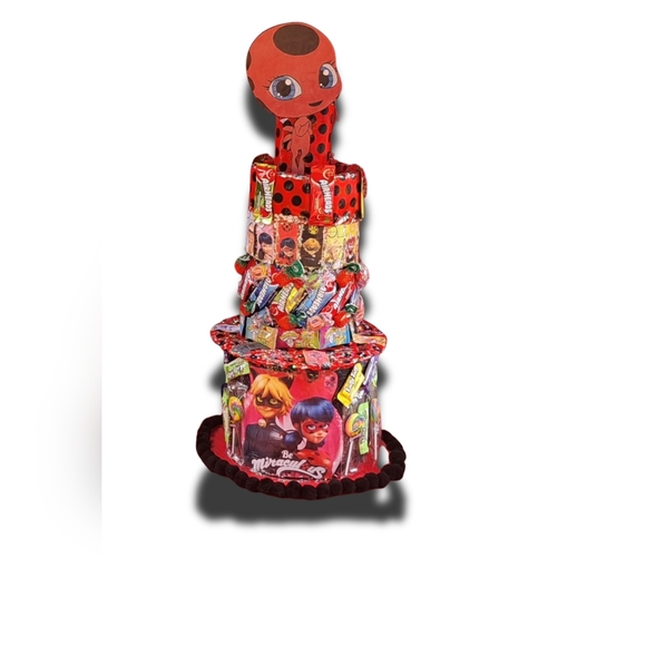 Handmade candy themed candy cakes - Picture 3 of 3